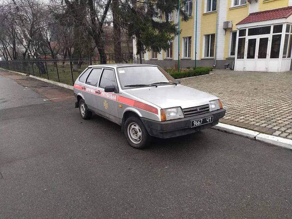Car VAZ-2109